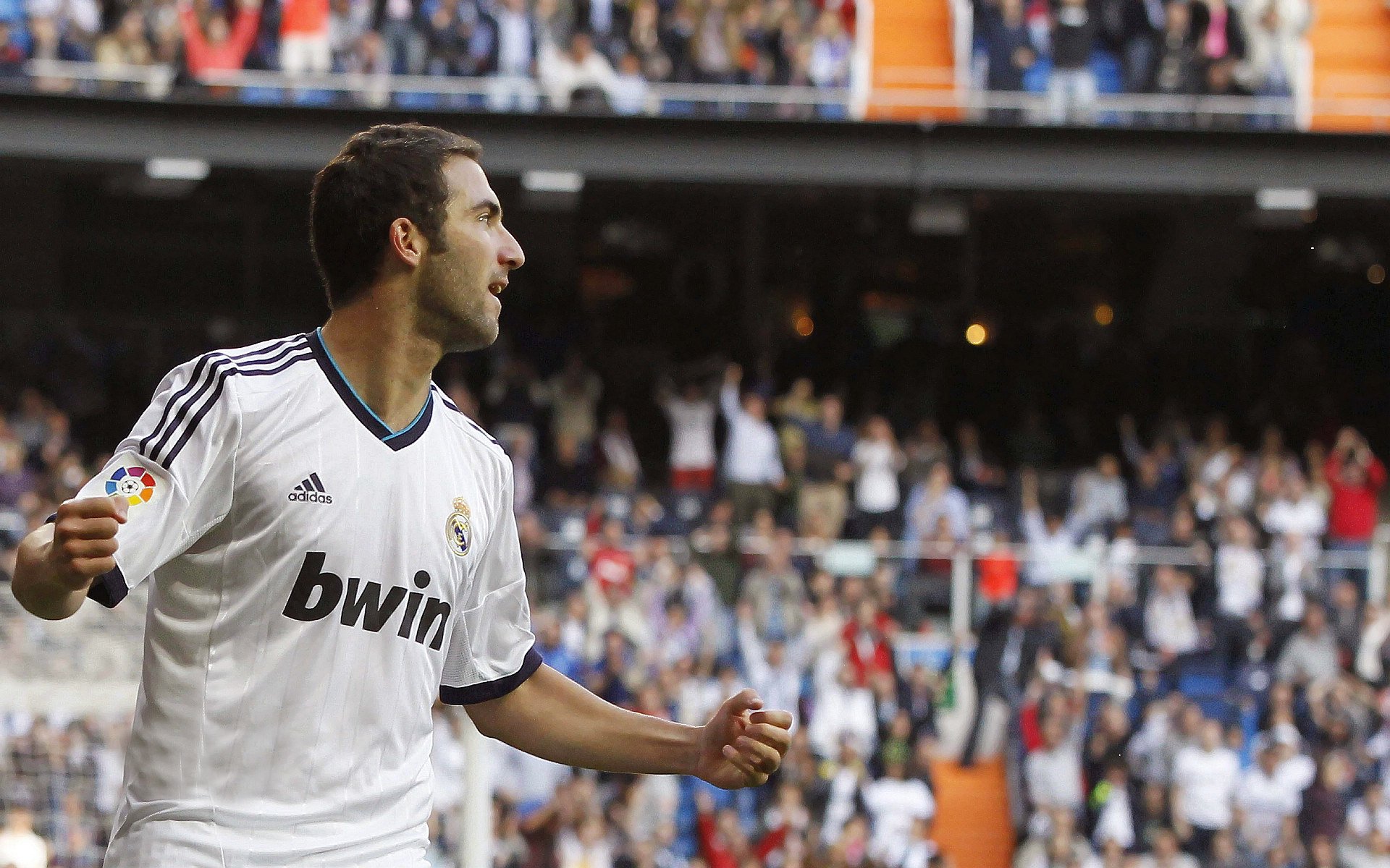 逆境战术调整：哪些球队通过换人扭转比赛？，逆转最多的球队